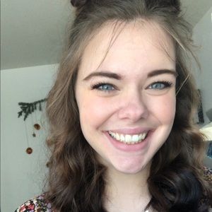 Meet your Posher, Michaela